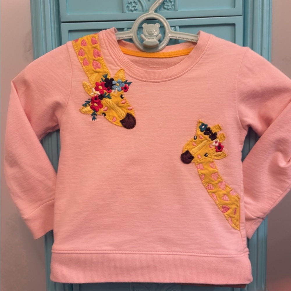 Toddler giraffe print sweatshirt 2T